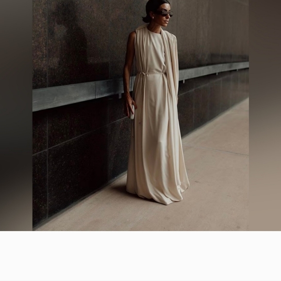 ISO Elizabeth Damrich collaboration dress - Picture 2 of 2